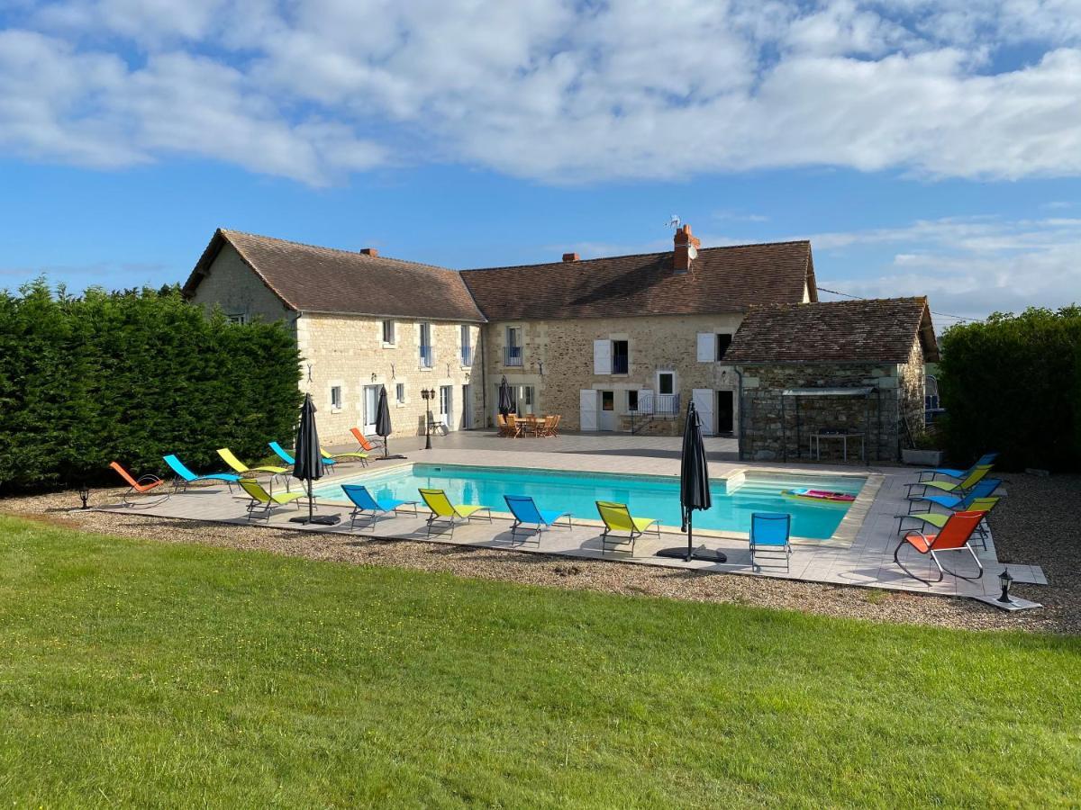 Kourline Villalunoterie Futuroscope Piscine Spa Oyre Eksteriør billede
